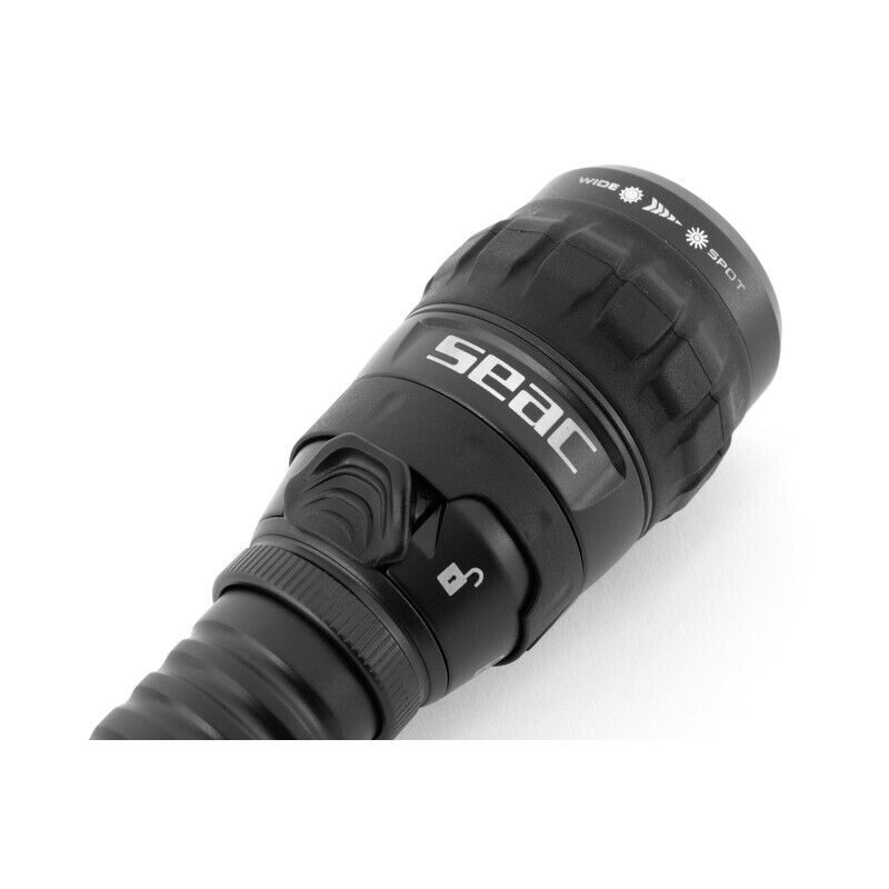 Seac R15 Waterproof Dive Torch 900 Lumens Rechargeable 100m